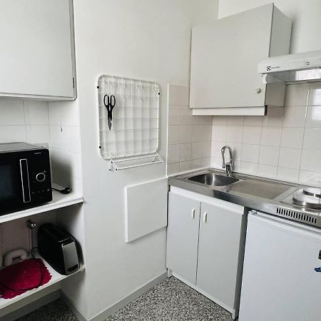 Appartement T1 Lumineux Avec Balcon Ensoleille Et Parking, 2 Couchages, Cambo-Les-Bains - Fr-1-495-16 Kültér fotó