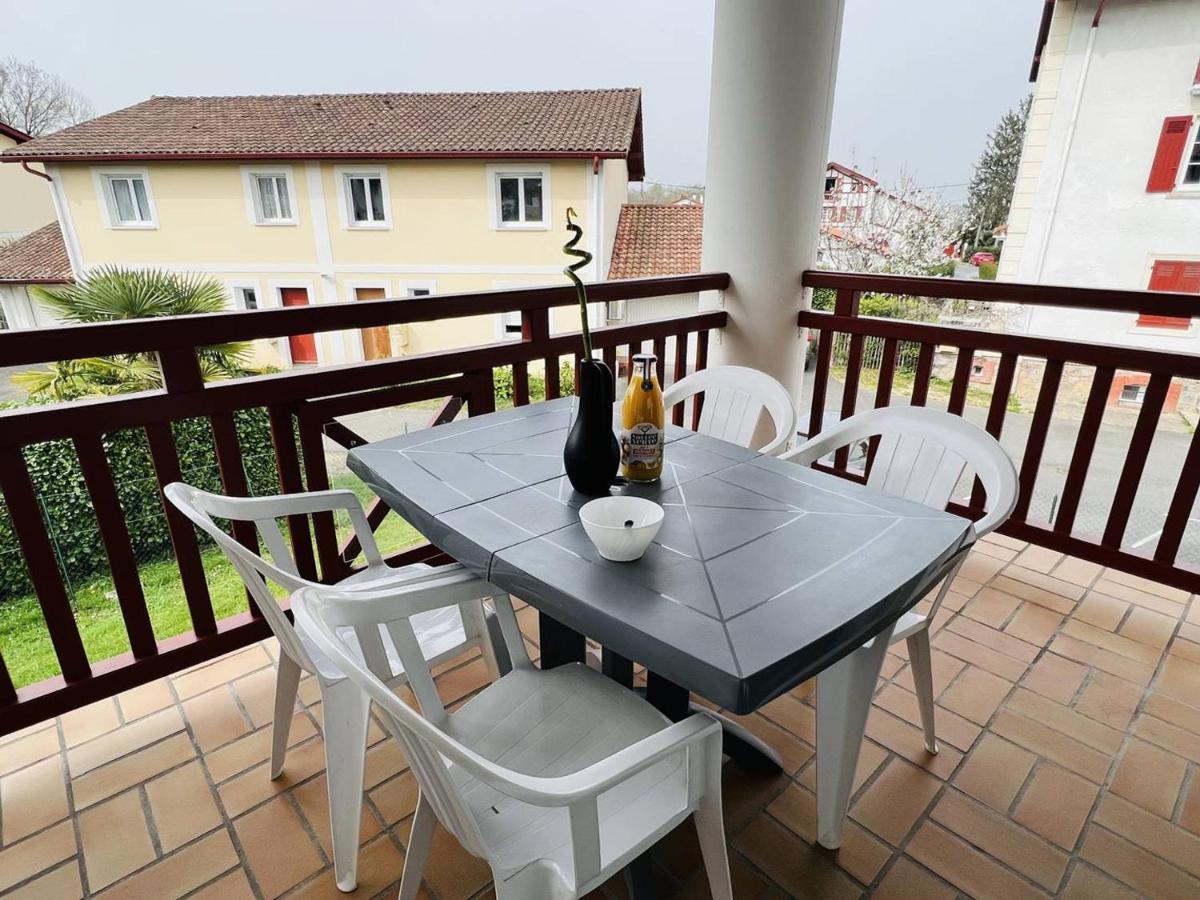 Appartement T1 Lumineux Avec Balcon Ensoleille Et Parking, 2 Couchages, Cambo-Les-Bains - Fr-1-495-16 Kültér fotó